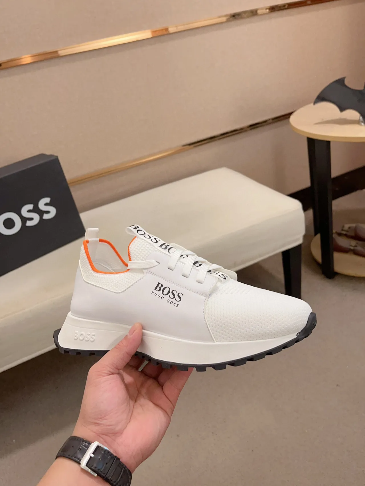Hugo Boss Baskets Blancs Orange en Tricot Maille Supérieure Attache de Langue Marquée 4