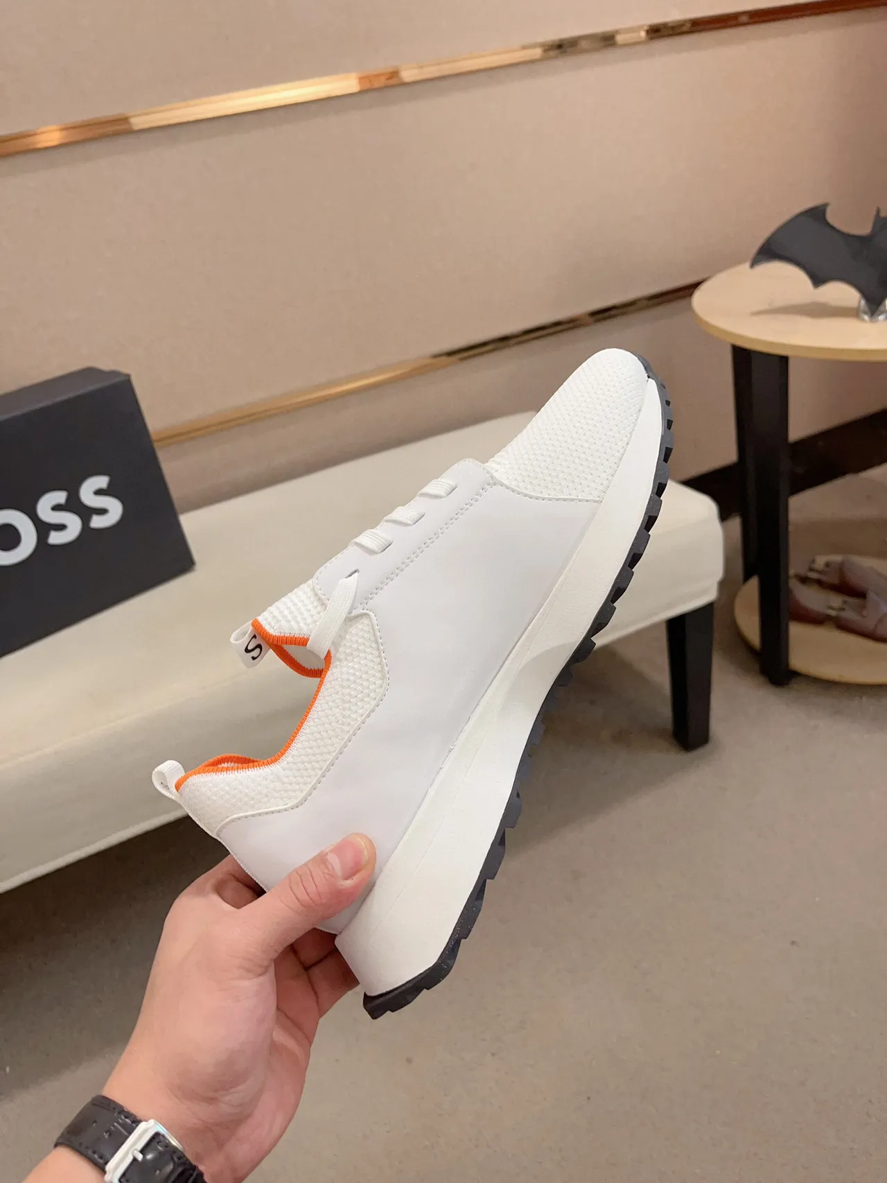 Hugo Boss Baskets Blancs Orange en Tricot Maille Supérieure Attache de Langue Marquée 5