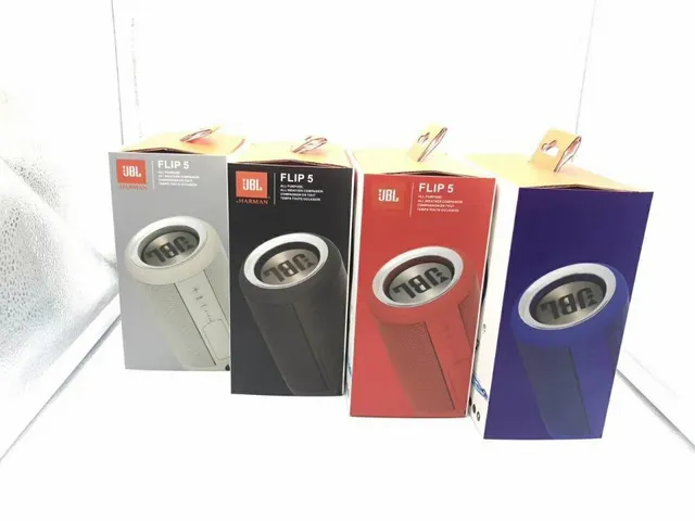JBL Flip 5 Red Blue Cylindrical Splash-Resistant Portable Speaker 2