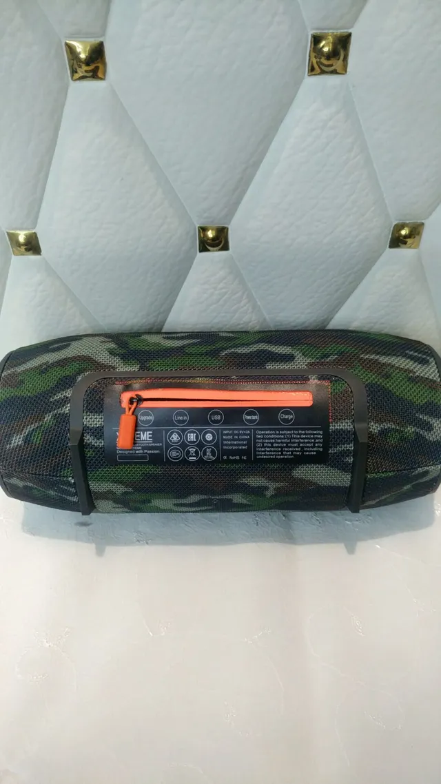JBL مكبر صوت محمول أسطواني متعدد الألوان مغطى بشبكة 5