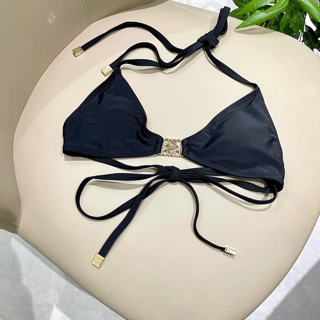 Loeve Anagram Hardware Noir Or Halter Triangle Haut Attaches Latérales Maillot de bain 9