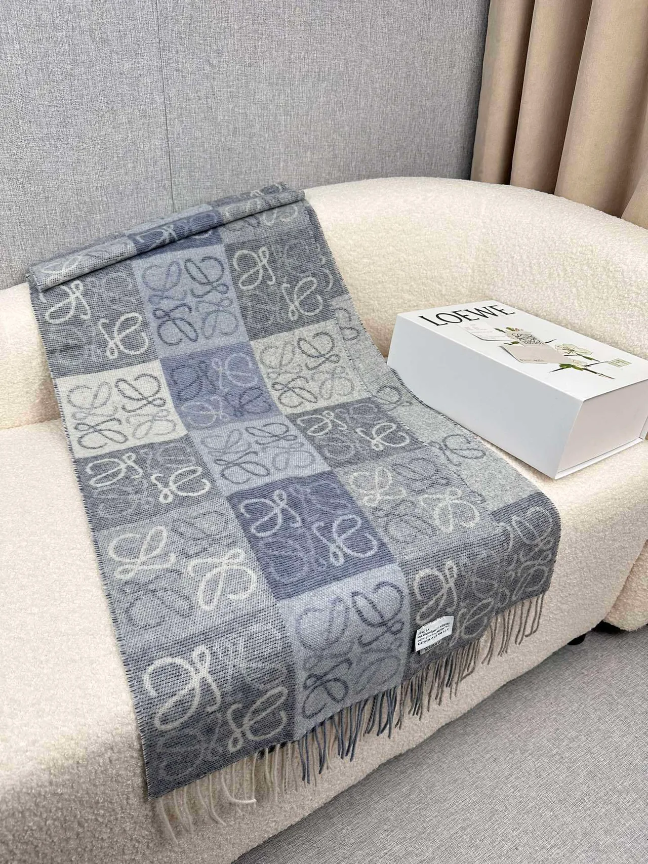 Loewe Anagram Monogram Gray Cashmere Scarf 4