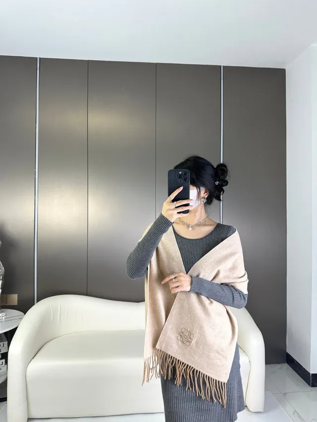 Loewe Reykjavik Noir Beige Cashmere écharpe 3