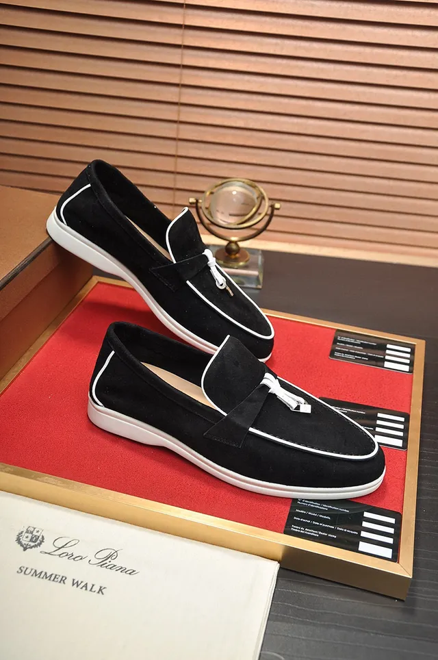 Loro Piana Mocassin Noir et Blanc en Daim avec piping 5