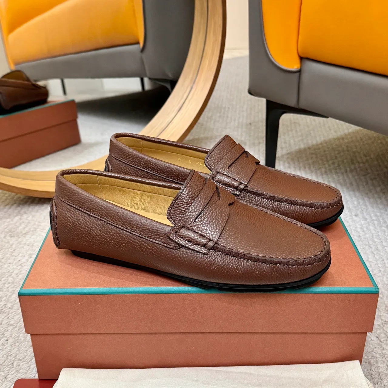 Loro Piana LP DOTS WALK Marron Cuir Pebbled Mocassin 4