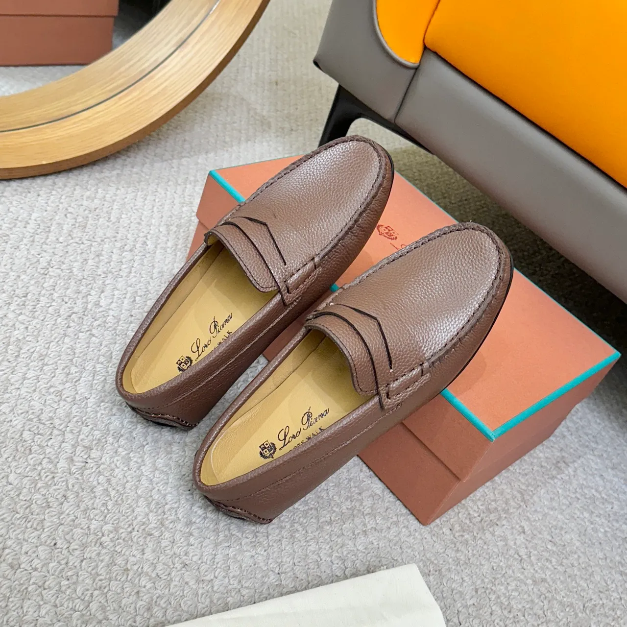 Loro Piana LP DOTS WALK Marron Cuir Pebbled Mocassin 8