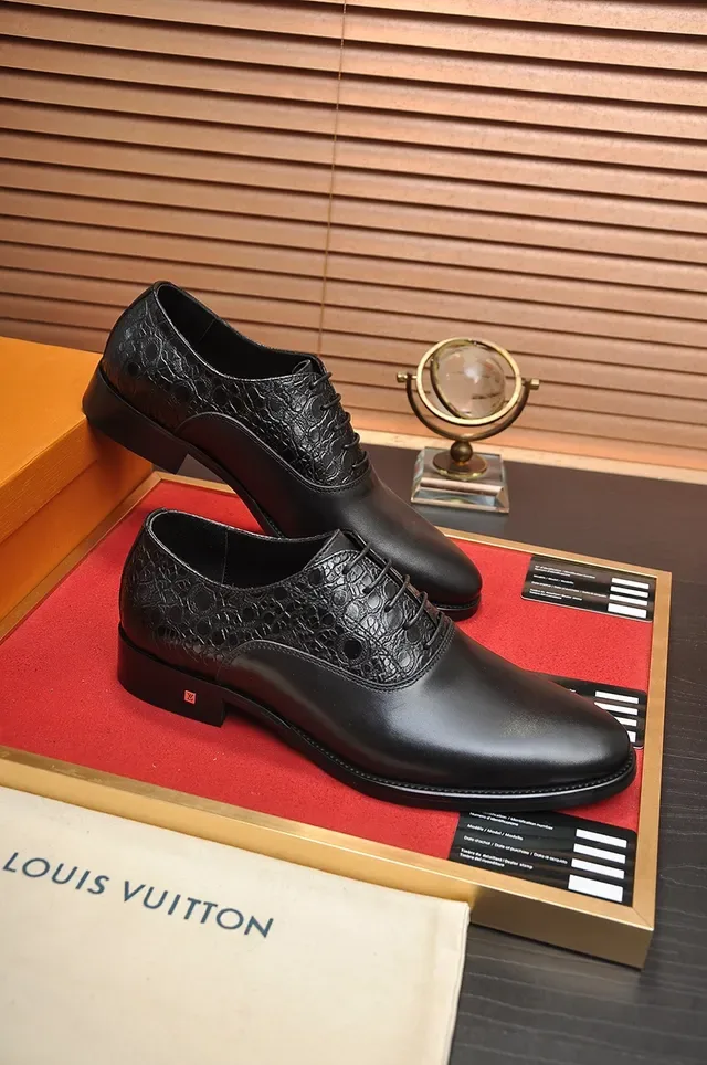 Louis Vuitton Sapatos Oxford Preto Biqueira 4