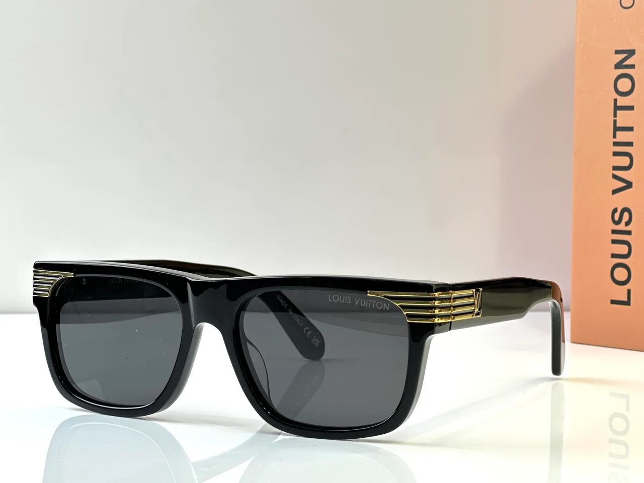 Louis Vuitton Black Gold Rectangular Frame Matte Acetate Sunglasses 2