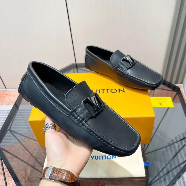 Louis Vuitton Black Leather LV Buckle Closure Loafer 7