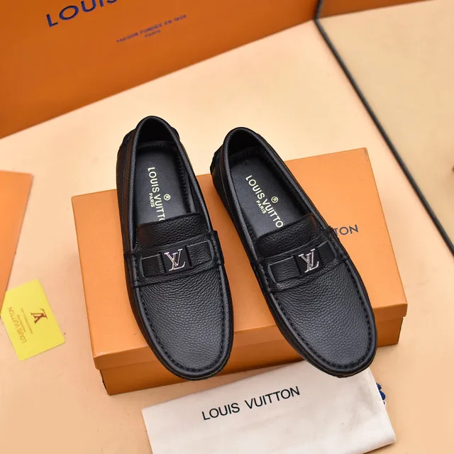 Louis Vuitton Black Pebbled Leather LV Buckle Loafers 9