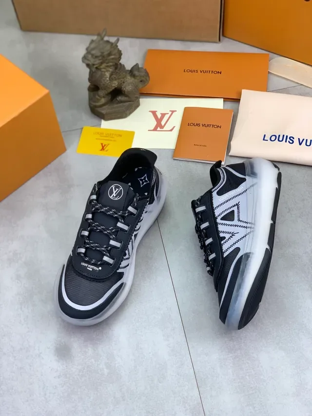 Louis Vuitton কালো সাদা জ্যামিতিক সেলাই প্যানেল মেশ এবং সিন্থেটিক ওভারলে লাইফস্টাইল স্নিকার্স 5