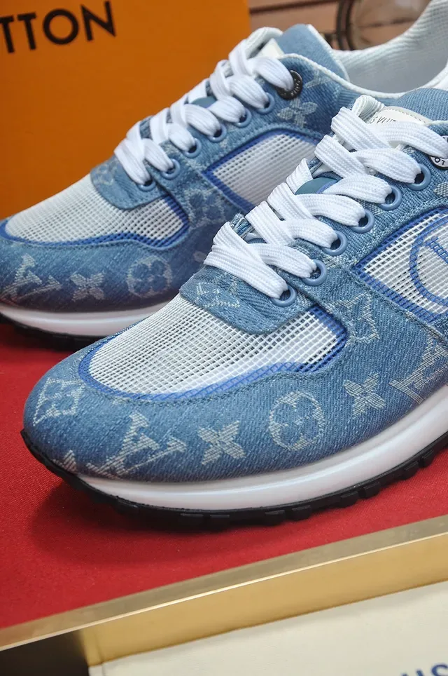 Louis Vuitton Tênis Lifestyle Monogram Denim Azul Branco Com Painel De Malha 8