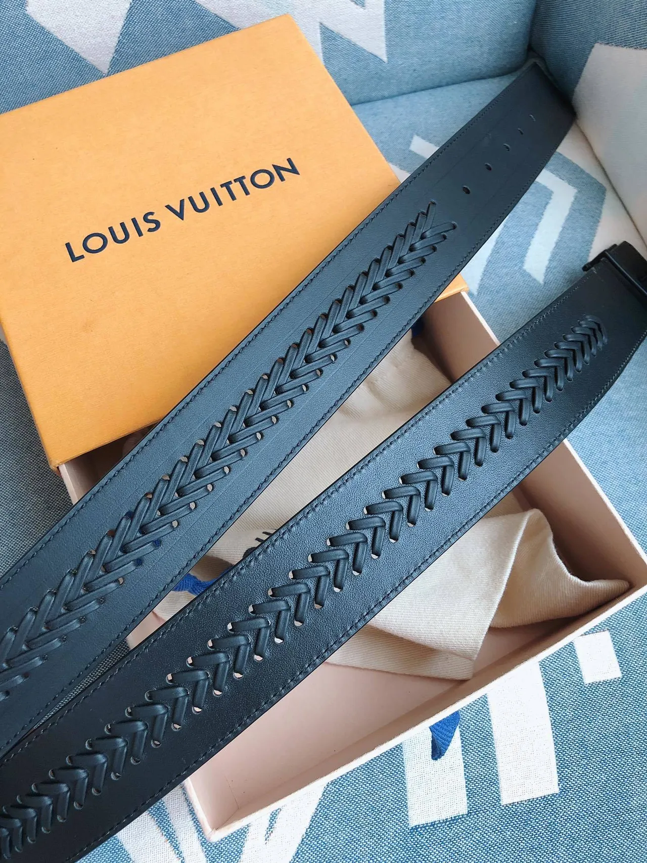 Louis Vuitton Braided Black Matte Embossed Strap Leather Belt 4