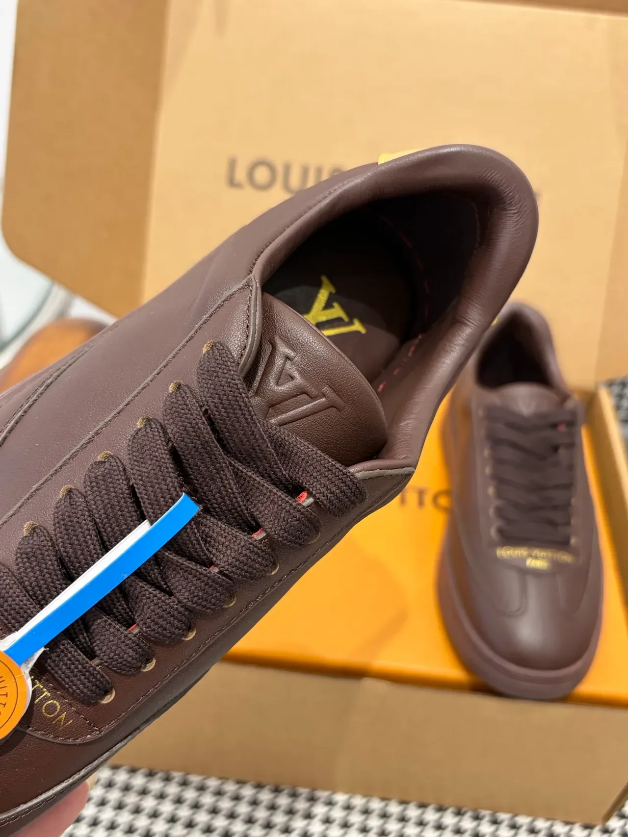 Louis Vuitton Sneakers Lifestyle Marron Beige Low-Top en Cuir 4