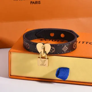 Louis Vuitton Pulsera de Cuero Marrón Dorado con Monograma y Hebilla en Forma de Corazón