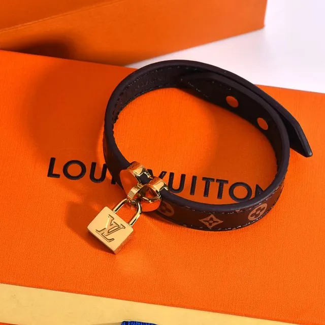 Louis Vuitton Brown Gold Monogram-Coated Leather Heart-Shaped Clasp Bracelet 2