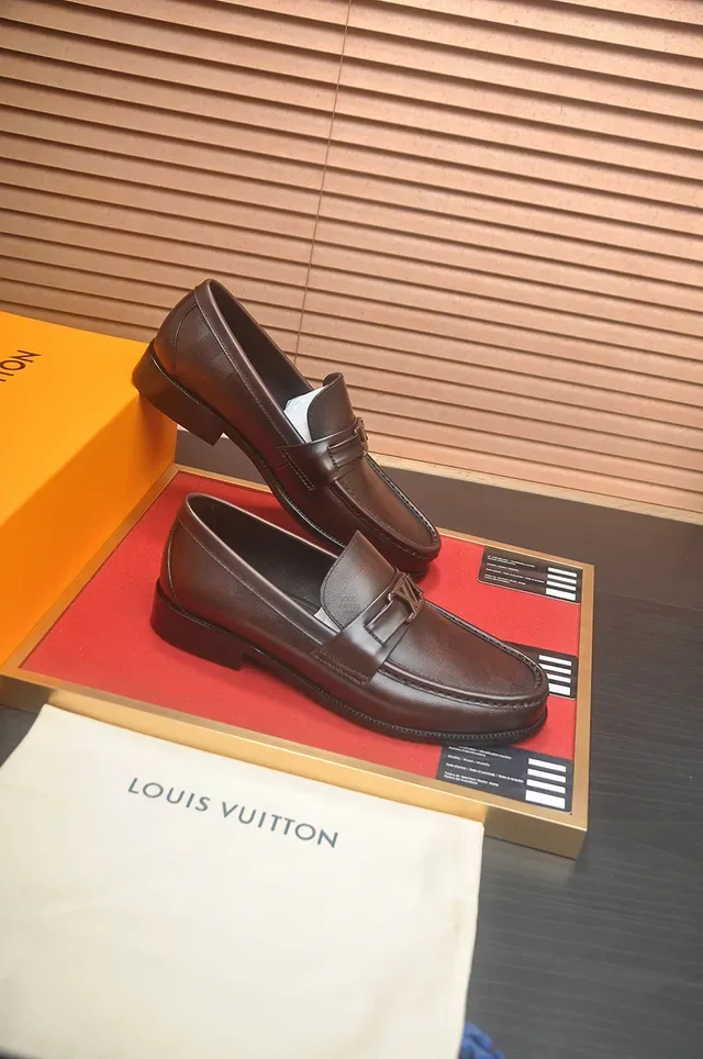 Louis Vuitton Brown Textured Leather Strap Loafers 4