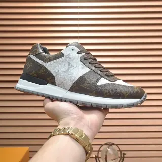 Louis Vuitton ব্রাউন হোয়াইট মনোগ্রাম ক্যানভাস লেদার প্যানেলিং লাইফস্টাইল স্নিকার