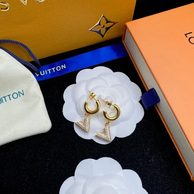 Louis Vuitton C-Hoop Pavé Triangle Drop Earrings 7