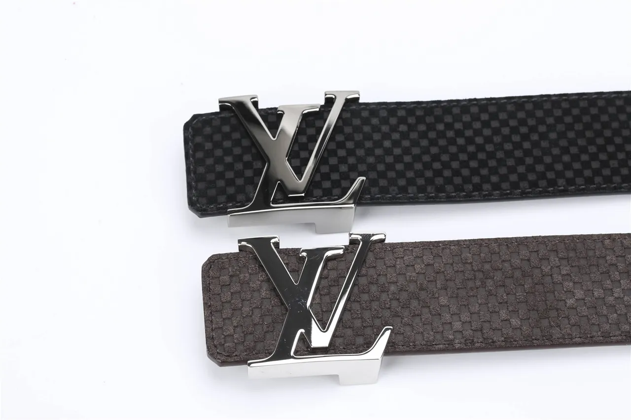 Louis Vuitton কার্বন ফাইবার টেক্সচার LV Monogram Buckle লেদার বেল্ট 3