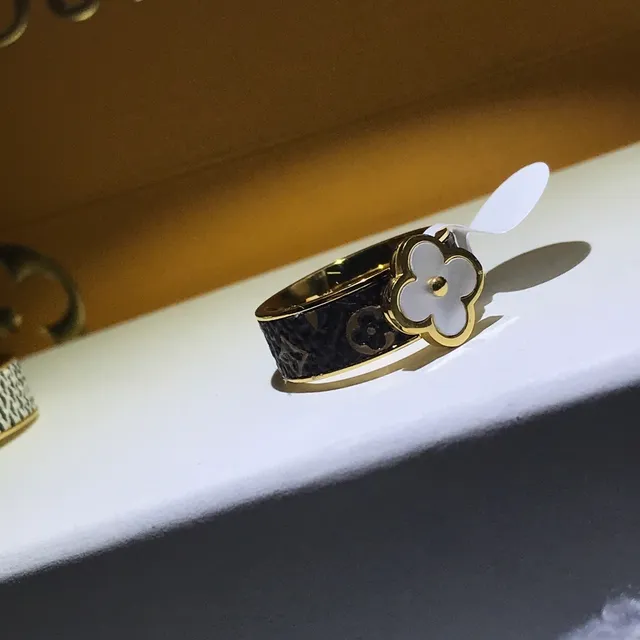 Louis Vuitton Clover Enamel Monogram Ring 3