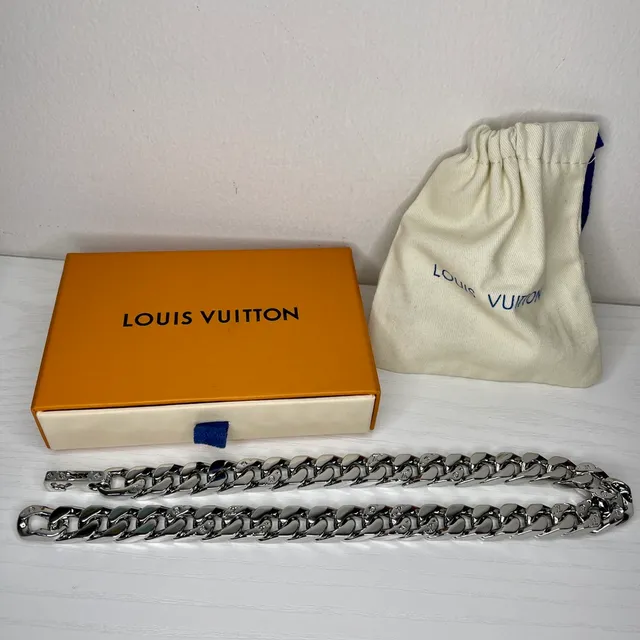 Louis Vuitton Curb-Link Chain Silver-Tone Necklace 3