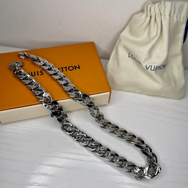 Louis Vuitton Curb-Link Chain Silver-Tone Necklace 6