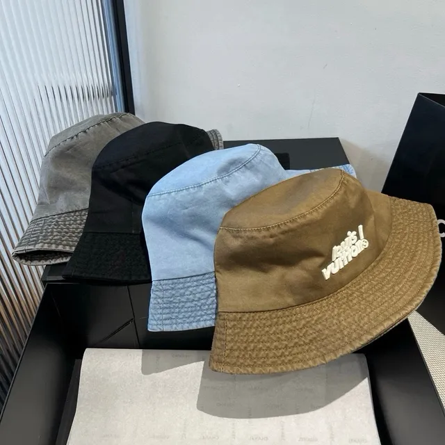 Louis Vuitton Logo Brodé Chapeau Bucket Gris Lavé 3
