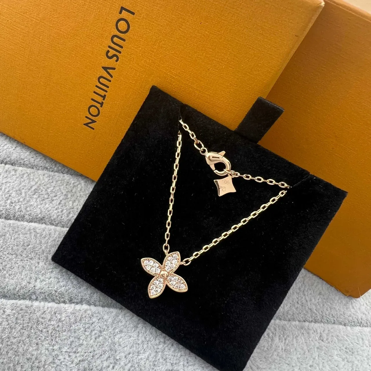 Louis Vuitton Floral Pavé Necklace Gold Silver Dual-Layered Necklace 4