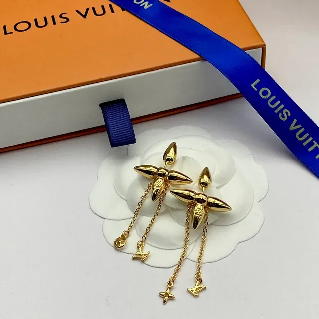 Louis Vuitton Flower Gold Floral-Top Earrings 6