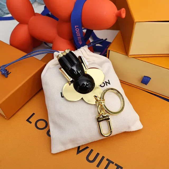 Louis Vuitton Gold Black Metal Enamel Playing Card Motifs Crossbody Bag 9