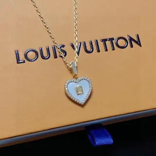 Louis Vuitton Collar de oro blanco en forma de corazón Pavé-Set