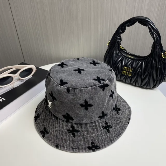 Louis Vuitton Chapeau Bucket Gris Noir Denim Brodé Motif Floral 2