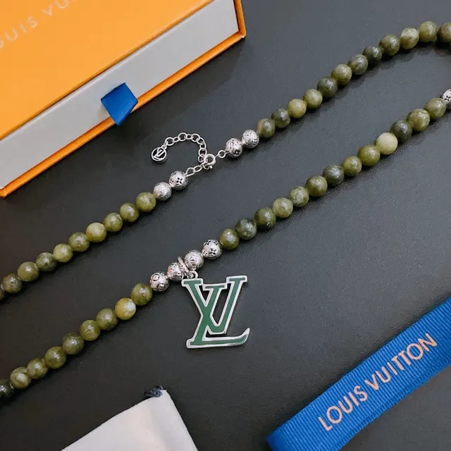 Louis Vuitton Green Beaded Monogram Pendant Necklace 6