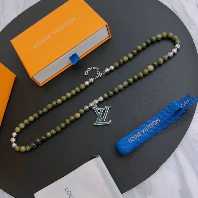 Louis Vuitton Green Beaded Monogram Pendant Necklace 9