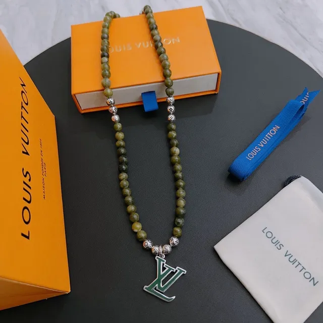 Louis Vuitton Green Beaded Monogram Pendant Necklace 3