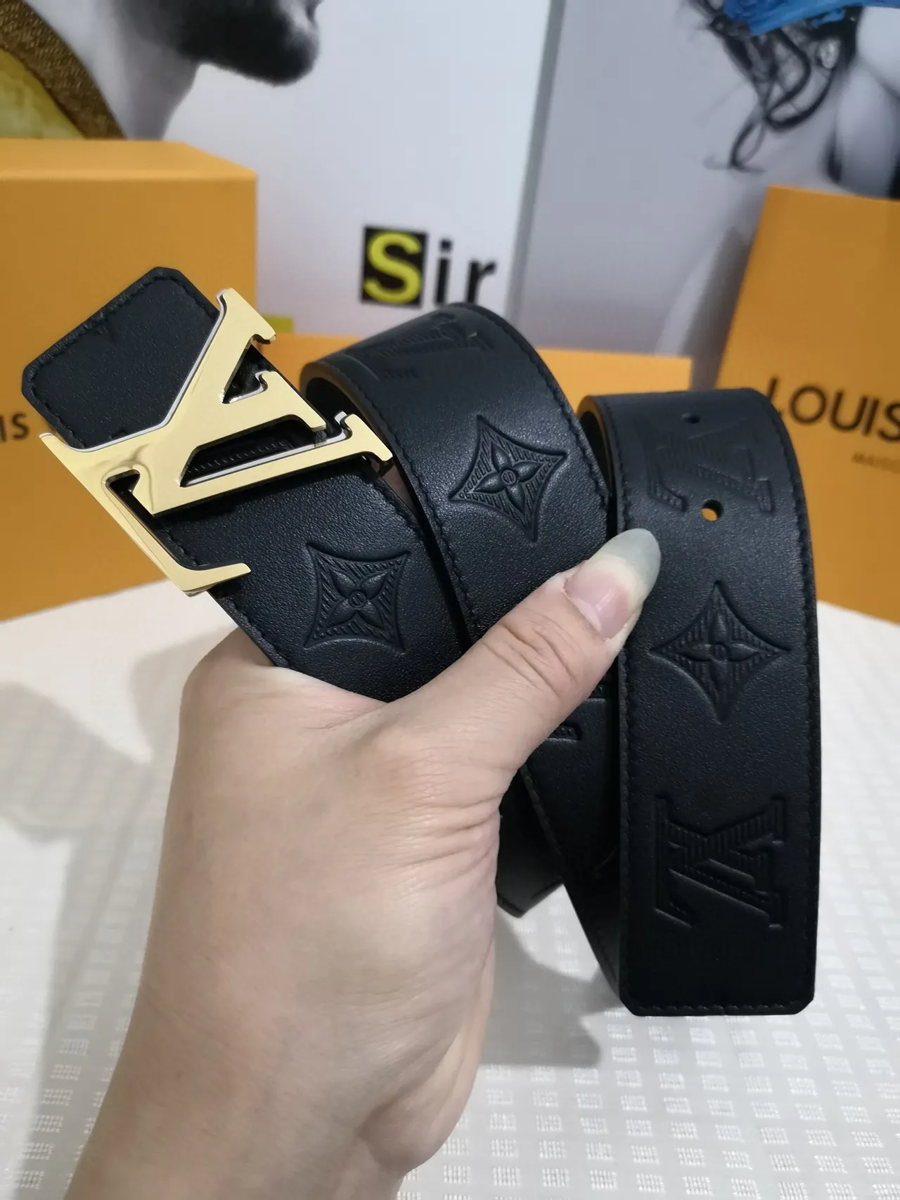 Louis Vuitton Initiales Black Gold Embossed Monogram LV Buckle Leather Belt 7