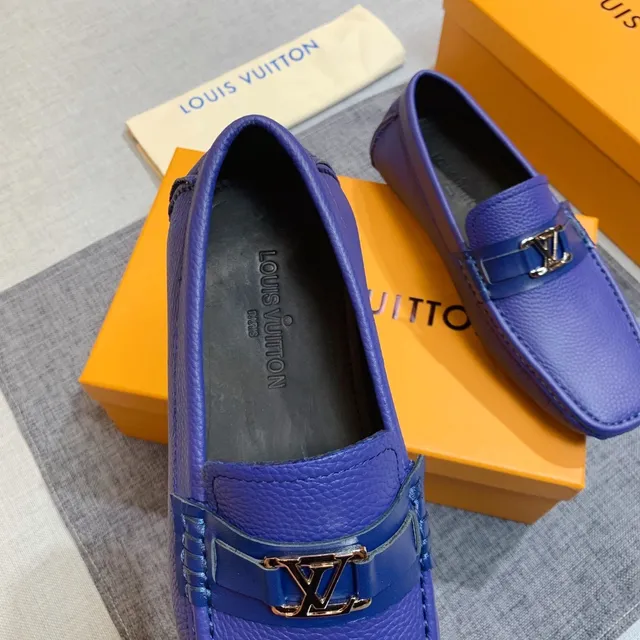 Mocassins Louis Vuitton Couro Azul Real Granulado Slip-On 2