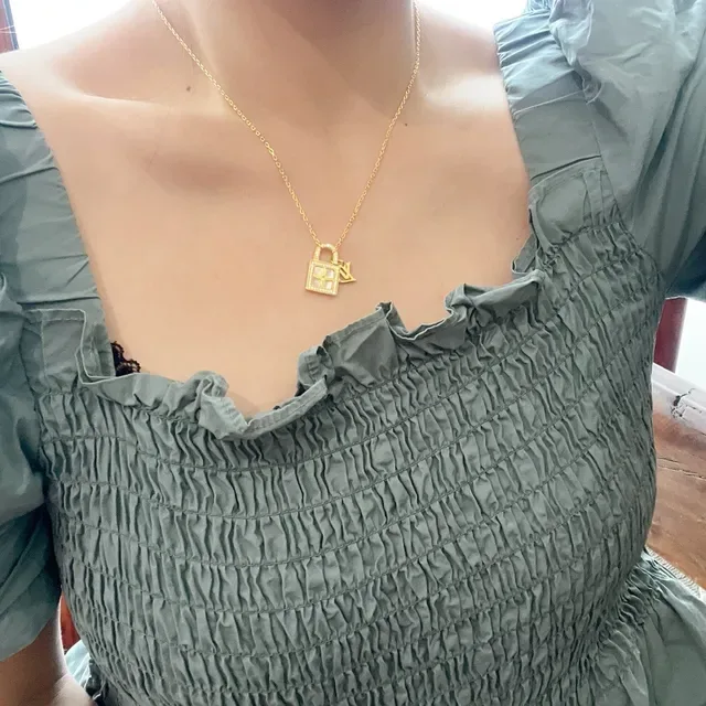 Louis Vuitton Lockit Or Blanc Cadenas Nacre Inlay Collier 2