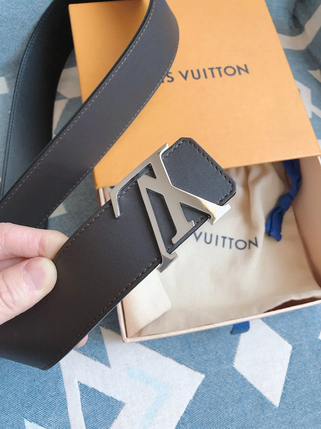 Louis Vuitton LV Initiales Reversible Leather Belt 7