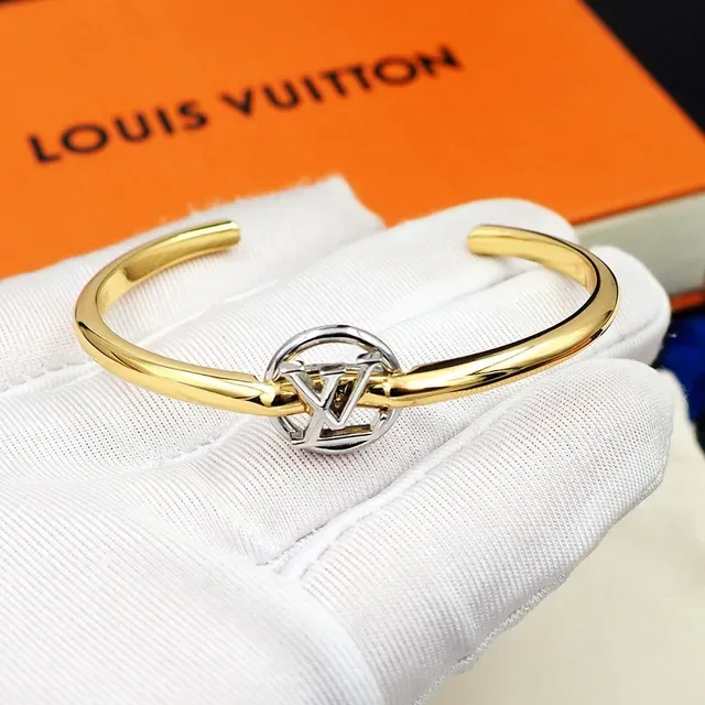 Bracelete Louis Vuitton LV Knot Ouro e Prata Polido com Fecho Monograma 7