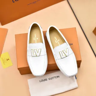 Louis Vuitton LV Loafer 白色 压纹 皮革 金色 标志 乐福鞋