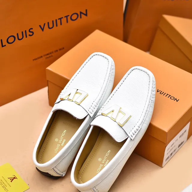 Louis Vuitton LV Loafer White Pebbled Leather Gold-Tone Logo Loafers 4