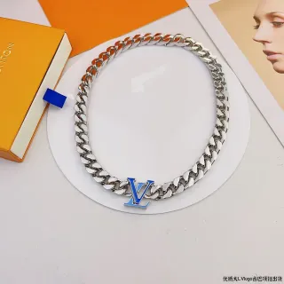 Louis Vuitton LV Logo Chaîne Argent et Bleu Collier