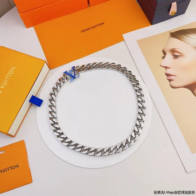 Louis Vuitton LV Logo Chain Silver and Blue Necklace 6