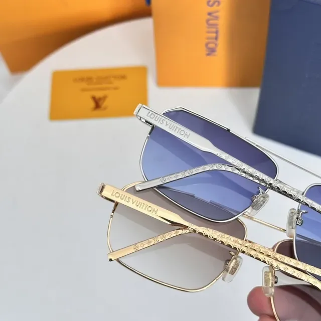 Louis Vuitton LV Rise Metal Square Sunglasses 2
