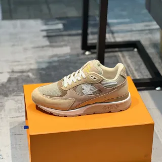 Louis Vuitton LV Entrenador Beige Marrón Superior de Material Mixto Suela Media Escultida Lifestyle Sneakers