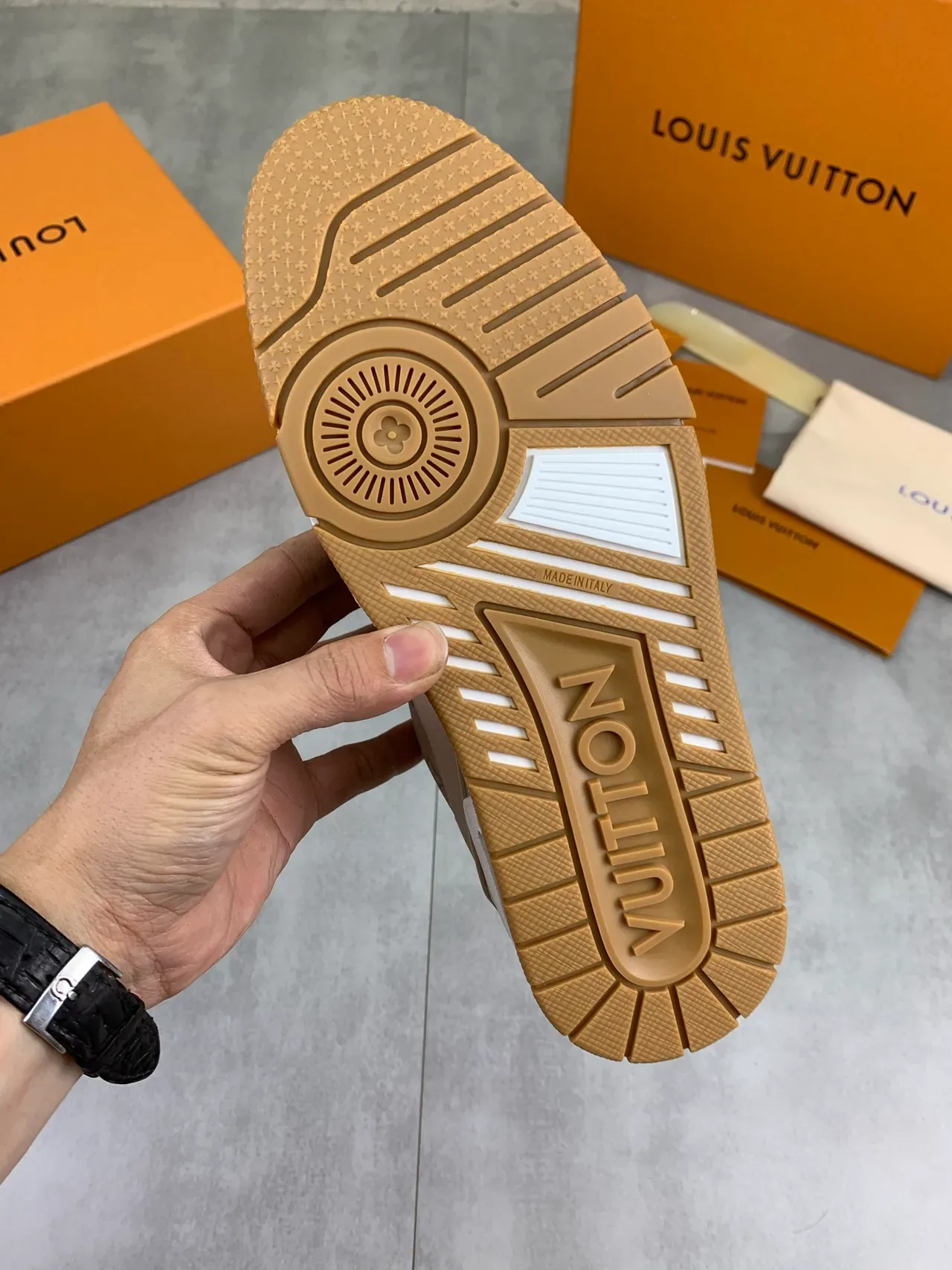 Louis Vuitton LV Trainer Beige White Monogram Canvas Upper Geometric Side Panel Lifestyle Sneakers 3