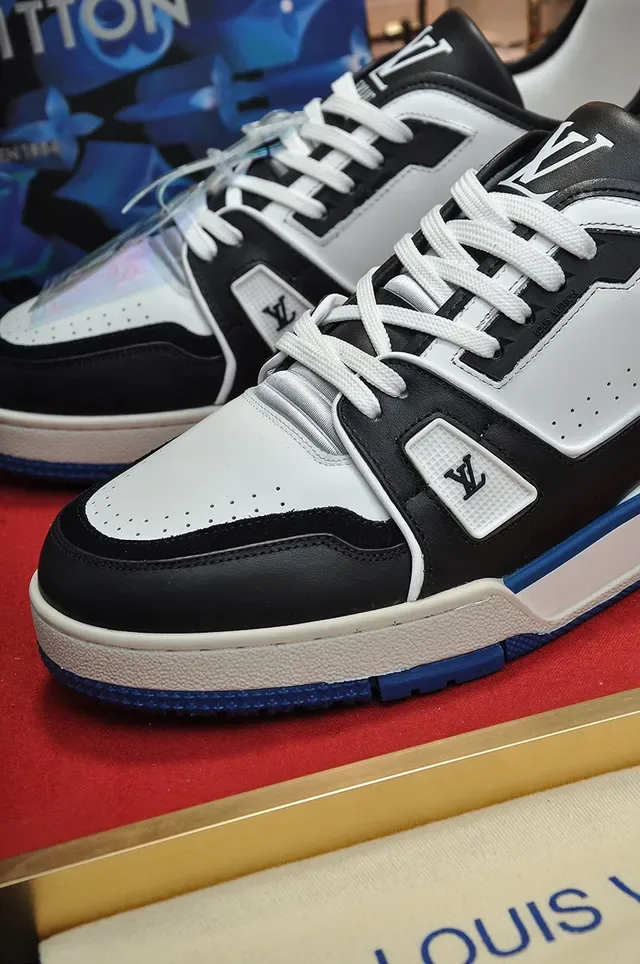 Louis Vuitton LV Trainer Black Blue Layered Leather And Synthetic Upper Cursive Signature Branding Lifestyle Sneakers 3