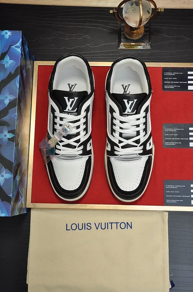 Louis Vuitton LV Trainer Black Blue Layered Leather And Synthetic Upper Cursive Signature Branding Lifestyle Sneakers 9